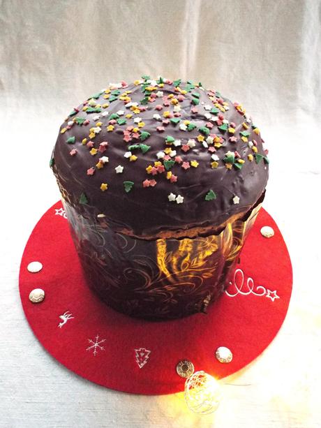 Panettone alle gocce di cioccolato a lievitazione mista Panettone alle gocce di cioccolato a lievitazione mista