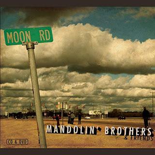 40 LONG YEARS: on the road of MANDOLIN' BROTHERS 40 LONG YEARS: on the road of MANDOLIN' BROTHERS