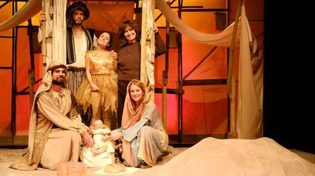 STELLINA al TEATRO LE MASCHERE di Roma, un bellissimo viaggio d’amore oltre il tempo STELLINA al TEATRO LE MASCHERE di Roma, un bellissimo viaggio d’amore oltre il tempo