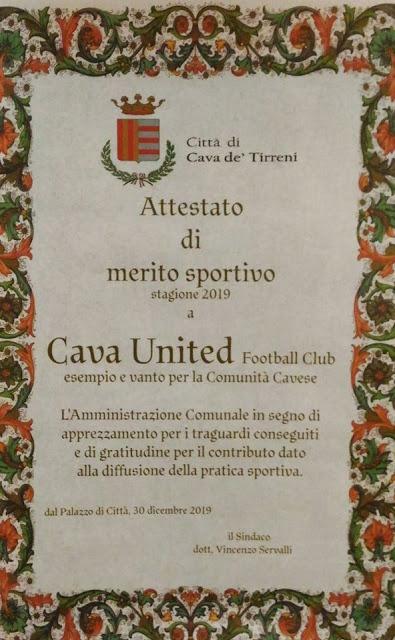 Cava United FC riceve l'Attestato di Merito Sportivo dall'Amministrazione Comunale Cava United FC riceve l'Attestato di Merito Sportivo dall'Amministrazione Comunale