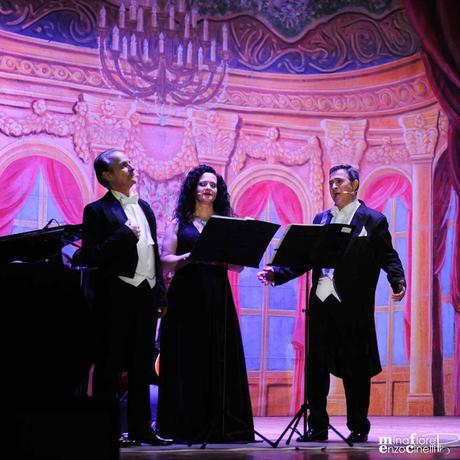 L’ Antico splendore del Concerto di Capodanno dell’Associazione Culturale Noi per Napoli incanta il pubblico del Delle Palme L’ Antico splendore del Concerto di Capodanno dell’Associazione Culturale Noi per Napoli incanta il pubblico del Delle Palme