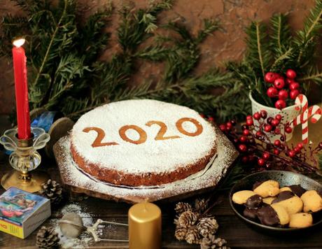 vasilopita con frutta secca e liquore di kumquat vasilopita con frutta secca e liquore di kumquat
