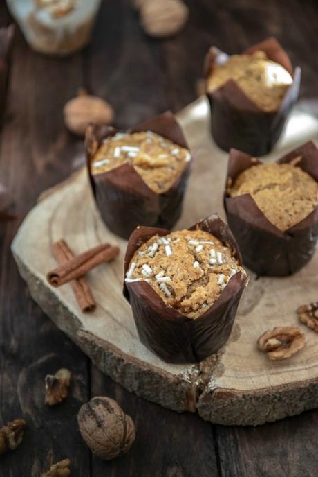MTC STORY: Muffin con composta di mele, noci e cannella. MTC STORY: Muffin con composta di mele, noci e cannella.