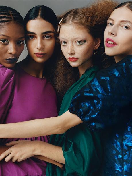 RICH COLORS FOR WINTER - Outdated Color Trends to Retire in 2020 RICH COLORS FOR WINTER - Outdated Color Trends to Retire in 2020