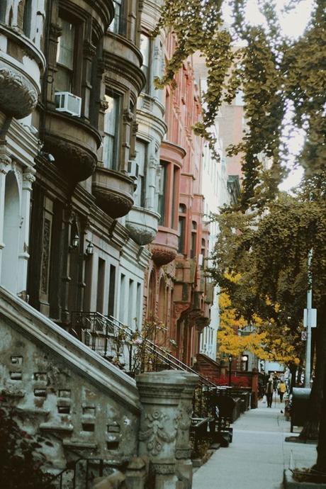 RICH COLORS FOR WINTER - Outdated Color Trends to Retire in 2020 RICH COLORS FOR WINTER - Outdated Color Trends to Retire in 2020