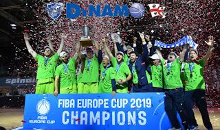 Dinamo Sassari 2019-2020, si chiude il girone d'andata (e un anno indimenticabile) Dinamo Sassari 2019-2020, si chiude il girone d'andata (e un anno indimenticabile)