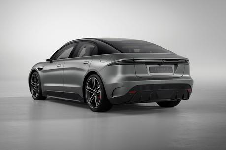 Sony pronta per il mercato delle auto elettriche con la Vision-S? sony vision-s dietro