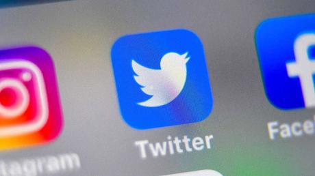 Twitter da piattaforma aperta si trasforma in piattaforma chiusa twitter risposta tweet