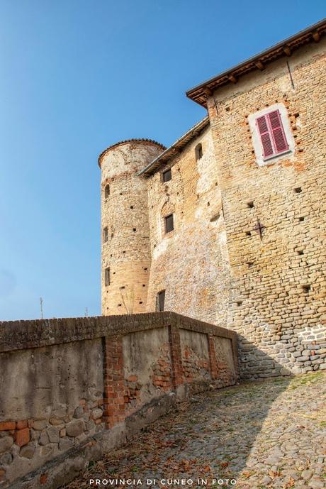 Castello di Castiglione Falletto - Langhe Fotografie Castello di Castiglione Falletto - Langhe