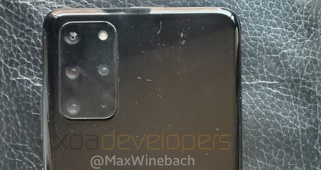 Samsung Galaxy S20+ 5G: le prime foto dal vivo leaked confermano nome, design e fotocamere Samsung Galaxy S20+ 5G