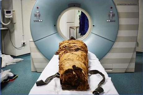 Antica mummia egiziana “parla” per la prima volta dopo 3000 anni mummia