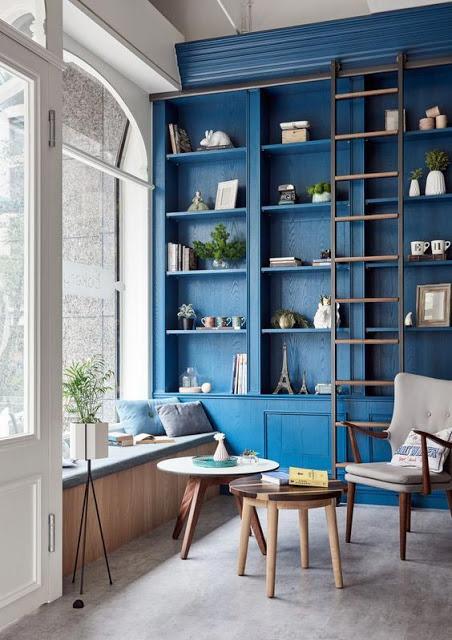 CLASSIC BLUE: il colore Pantone 2020 CLASSIC BLUE: il colore Pantone 2020