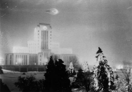 Le foto Ufo più eclatanti della storia 1^parte (dal 1870 al 1930) Le foto Ufo più eclatanti della storia 1^parte (dal 1870 al 1930)