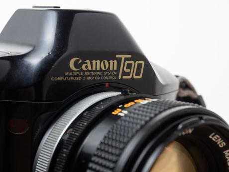 Analogica ossessione: Canon T90 Analogica ossessione: Canon T90