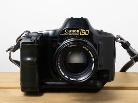 Analogica ossessione: Canon T90 Analogica ossessione: Canon T90