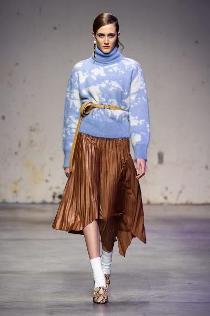 Caterina Moro. Suggestioni Boschive e Vera Sostenibilita'. Roma Fashion Week by AltaRoma. Gennaio 2020. Caterina Moro. Suggestioni Boschive e Vera Sostenibilita'. Roma Fashion Week by AltaRoma. Gennaio 2020.