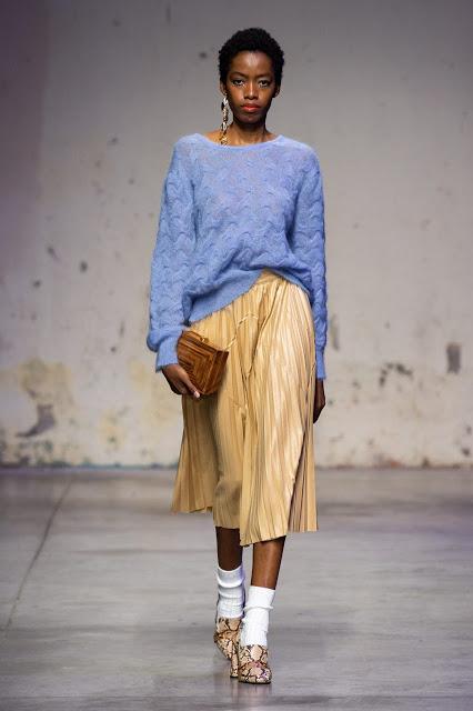 Caterina Moro. Suggestioni Boschive e Vera Sostenibilita'. Roma Fashion Week by AltaRoma. Gennaio 2020. Caterina Moro. Suggestioni Boschive e Vera Sostenibilita'. Roma Fashion Week by AltaRoma. Gennaio 2020.