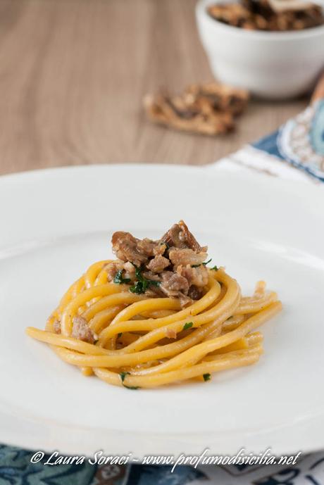 Bigoli con Pasta di Salame e Funghi Porcini Bigoli con Pasta di Salame e Funghi Porcini
