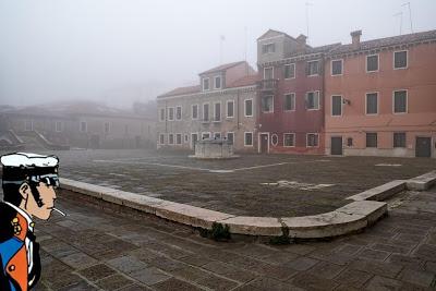 Il doppio campo di San Trovaso, dove Corto Maltese si intratteneva coi gatti veneziani Il doppio campo di San Trovaso, dove Corto Maltese si intratteneva coi gatti veneziani