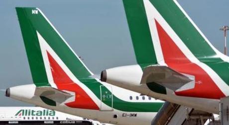 Alitalia, una reliquia che divora miliardi di euro Alitalia, una reliquia che divora miliardi di euro