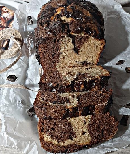 BANANA BREAD VARIEGATO AL CIOCCOLATO BANANA BREAD VARIEGATO AL CIOCCOLATO