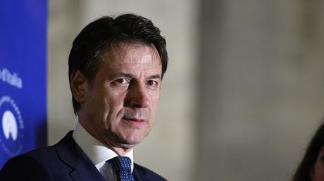 Coronavirus: sospese Atalanta, Verona e Inter | In Lombardia e Veneto è stop allo sport Giuseppe Conte, il Premier annuncia lo stop allo sport
