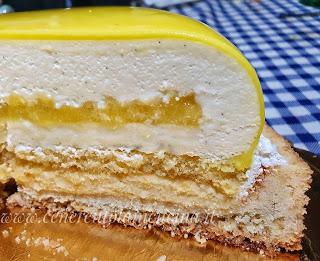 Torta mimosa moderna. Torta mimosa moderna.