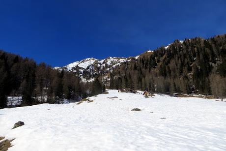 lago calaita inverno ciaspole lago calaita inverno ciaspole