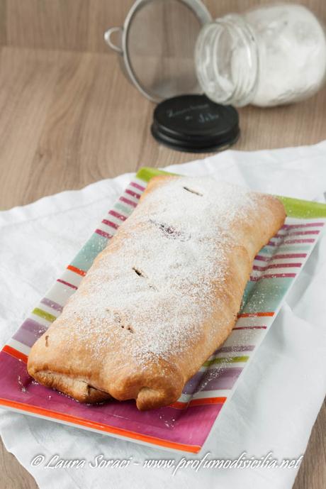 Strudel di Mele e Frutti di Bosco Strudel di Mele e frutti di Bosco