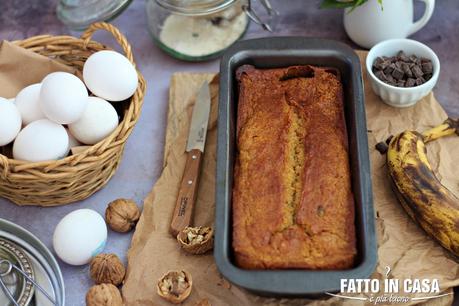 Banana Bread con Noci e Gocce di Cioccolata Banana Bread con Noci e Gocce di Cioccolata