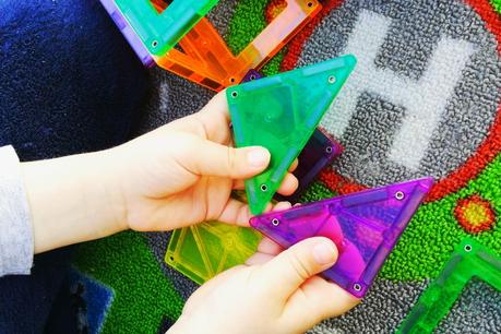 PlayMags: le tessere magnetiche per giocare infinitamente! PlayMags: le tessere magnetiche per giocare infinitamente!