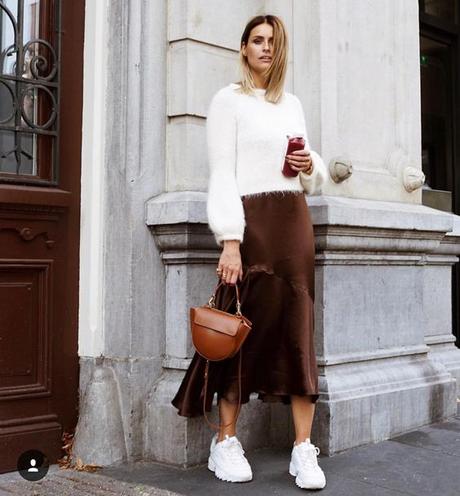 SPRING 2020 TREND ALERT: SILK FOR THE MIDDLE SEASON SPRING 2020 TREND ALERT: SILK FOR THE MIDDLE SEASON
