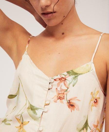 SPRING 2020 TREND ALERT: SILK FOR THE MIDDLE SEASON SPRING 2020 TREND ALERT: SILK FOR THE MIDDLE SEASON