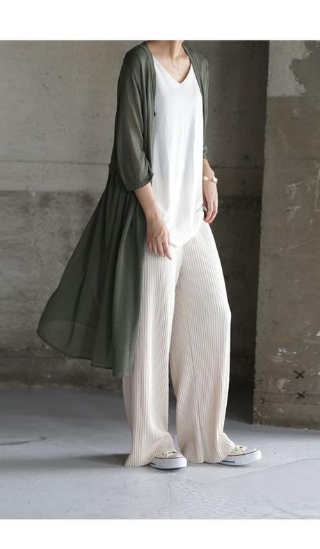 SPRING 2020 TREND ALERT: SILK FOR THE MIDDLE SEASON SPRING 2020 TREND ALERT: SILK FOR THE MIDDLE SEASON