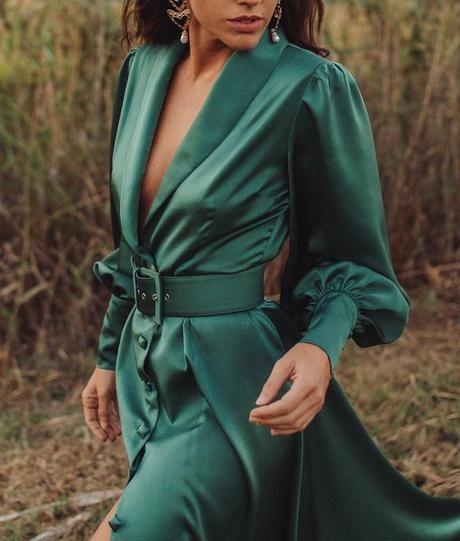 SPRING 2020 TREND ALERT: SILK FOR THE MIDDLE SEASON SPRING 2020 TREND ALERT: SILK FOR THE MIDDLE SEASON