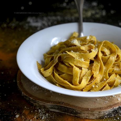 Tagliatelle alle spezie e parmigiano tagliatelle-alle-spezie-e-parmigiano-primo-ricetta-facile-veloce-light-contemporaneo-food