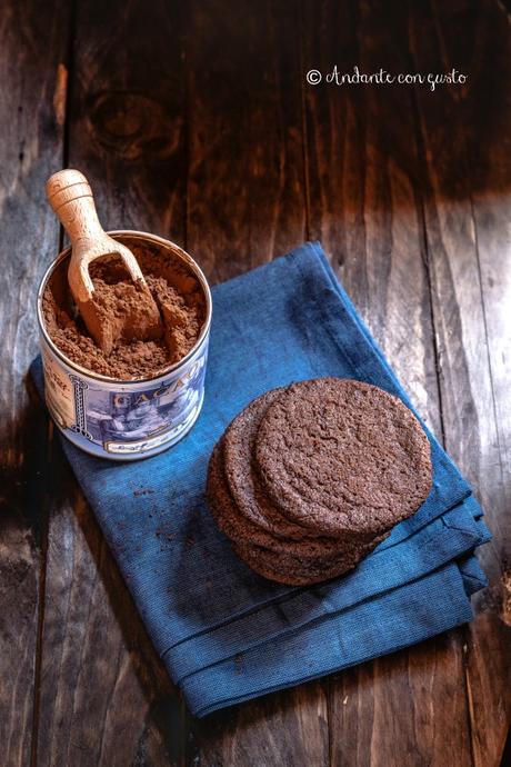 Biscottoni al cacao di Martha Stewart: niente è indispensabile. Biscottoni al cacao di Martha Stewart: niente è indispensabile.