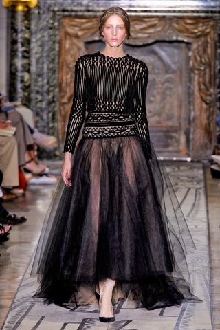 [Fashion Show] Haute Couture - Valentino A/I 2011-12