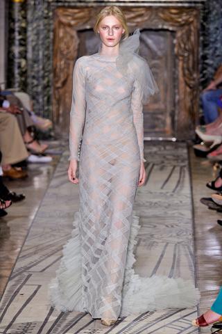 [Fashion Show] Haute Couture - Valentino A/I 2011-12