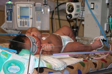 Texas,Parto record:il bebè pesa sette chili e mezzo!