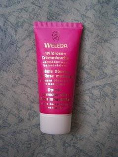 Doccia cremosa alla rosa mosqueta di Weleda: