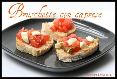 Crostini con caprese