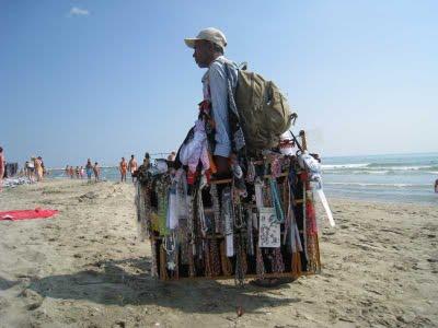 Il “caro tarocco” nelle spiagge vip d’Italia.