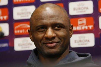 Patrick Vieira si ritira dal calcio giocato, diventerà un dirigente del Manchester City