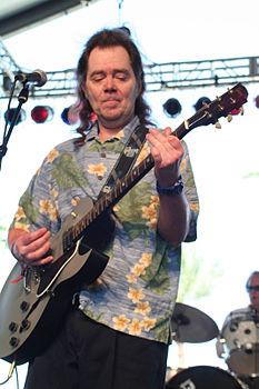 http://upload.wikimedia.org/wikipedia/commons/thumb/2/2e/Roky_Erickson_at_2007_Coachella_Valley_Music_and_Arts_Festival.jpg/233px-Roky_Erickson_at_2007_Coachella_Valley_Music_and_Arts_Festival.jpg