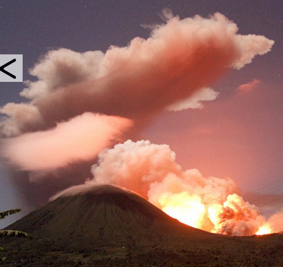 È tornato a eruttare il vulcano indonesiano di Lokon, sul...