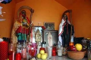 Un'introduzione a iconografia e figura della Santa Muerte