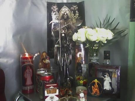 Un'introduzione a iconografia e figura della Santa Muerte