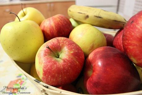 sperimentazione con la frutta- cesto di mele