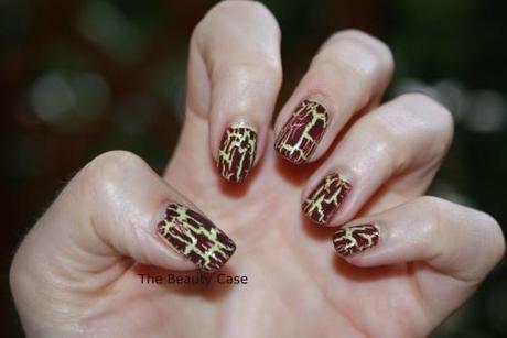 Catrice – Ultimate Nail Lacquer 390 Easy Peasy Lemon Squeezy + Layla Top Coat Graffiti Effect  12 Bordeaux Scuro